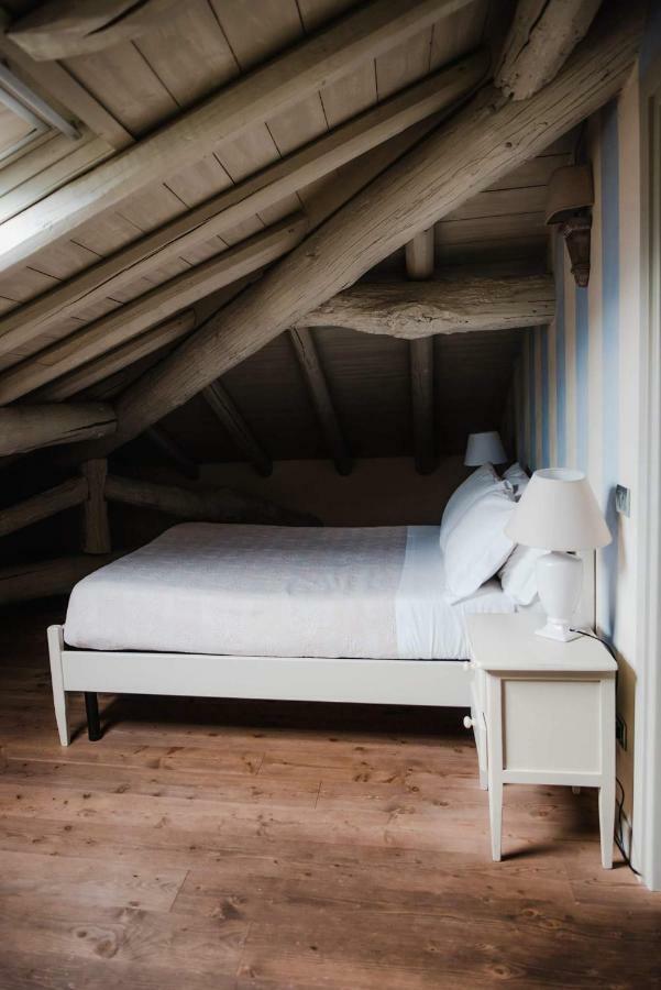Regina Teodolinda Suites Laglio Exteriör bild